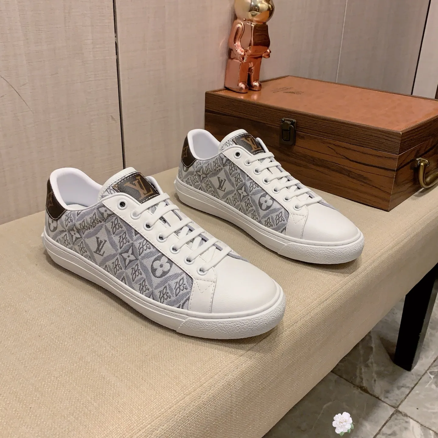 Men's Men's Shoes 💰400💰💰🎩🎩[Lightning][Lightning] "Lv*" Latest•hot style casual shoes, top brand [Seduce] luxury~purchase, top~quality. [Strong] The upper is made of imported breathable fabric with cowhide material ➕ breathable sheepskin feet (•) and fine workmanship. Original stylish and stylish soft rubber wear-resistant and non-slip outsole, light and comfortable on the feet, the real thing looks better when photographed, 0128: code: 38-44, 2️⃣ colors selected
